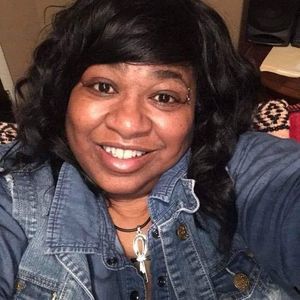 Meet your Posher, Valarie white